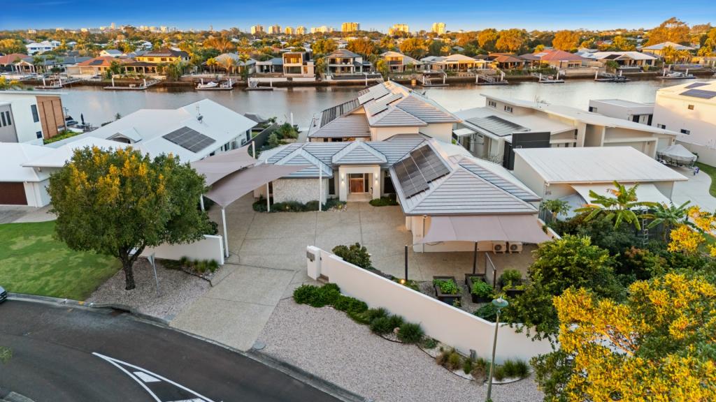 29 Edwardson Dr, Pelican Waters, QLD 4551