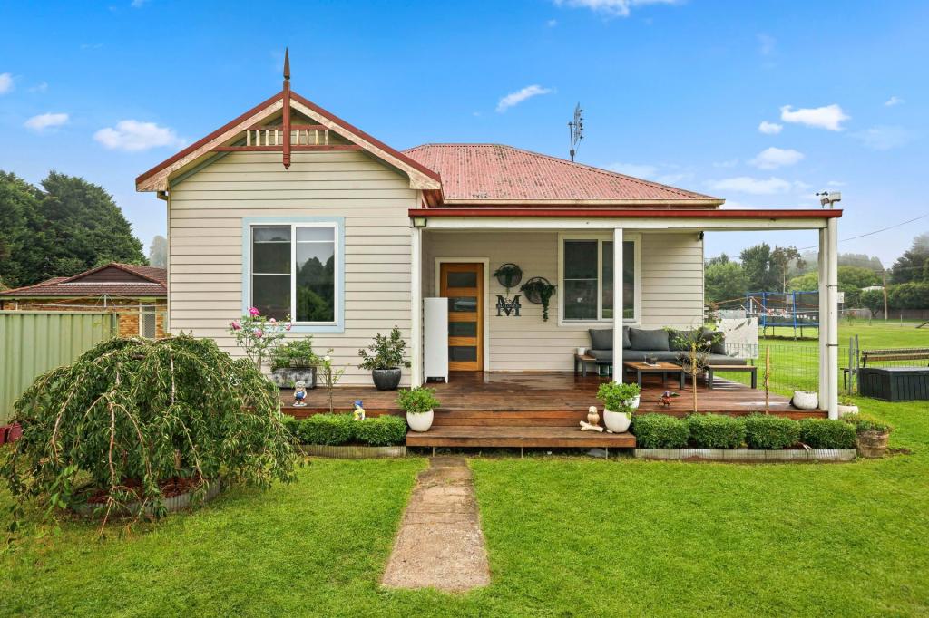 17 Congewoi St, Robertson, NSW 2577