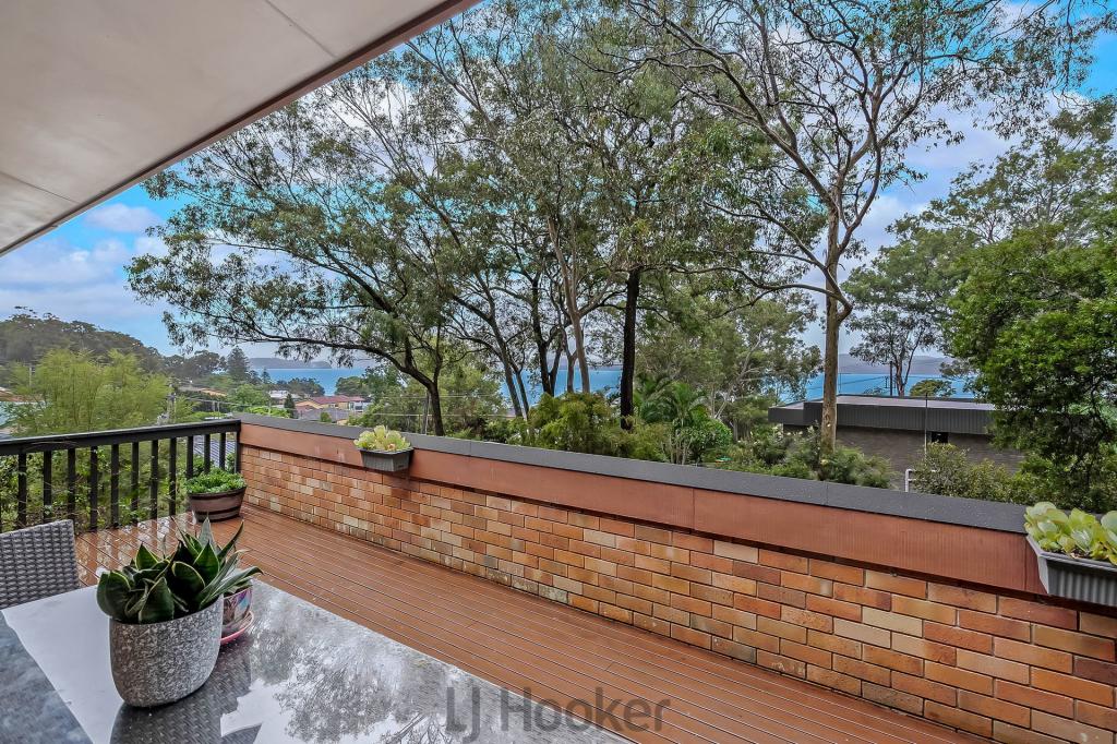 19 Skye Point Rd, Coal Point, NSW 2283