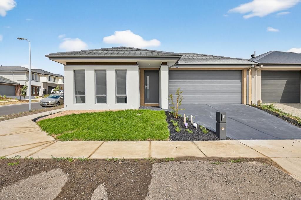 1 Damiana Ave, Clyde North, VIC 3978