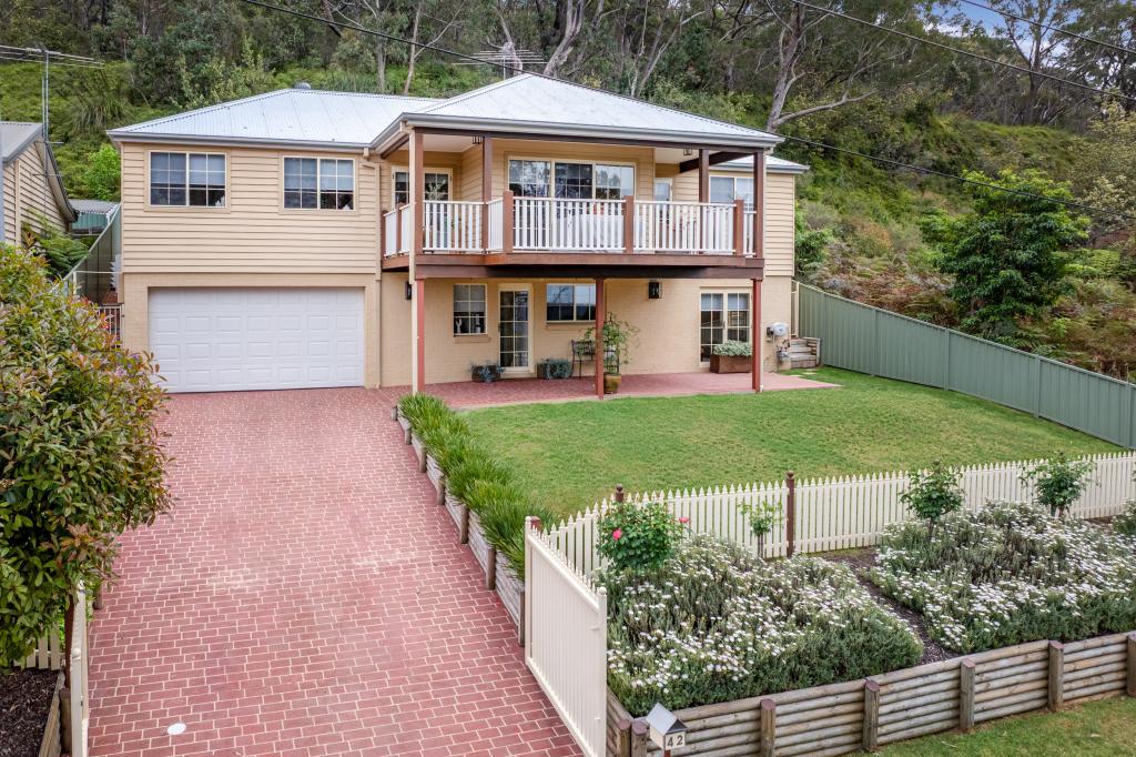 42 Cliff Ave, Hazelbrook, NSW 2779