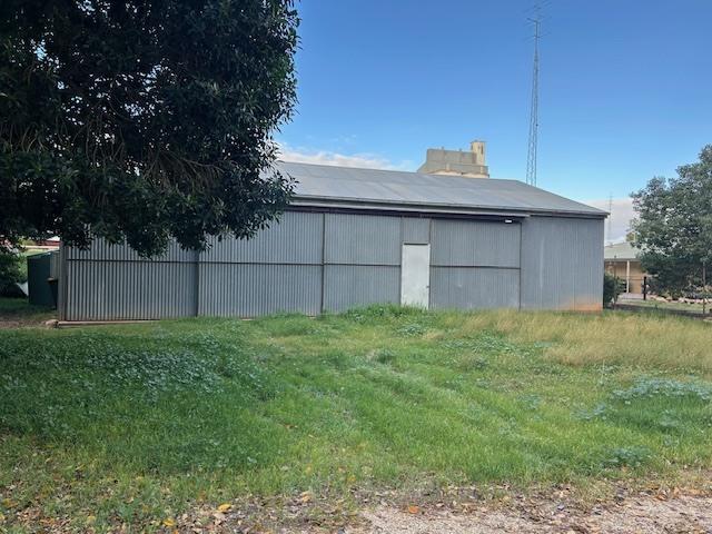 28 William St, Brinkworth, SA 5464