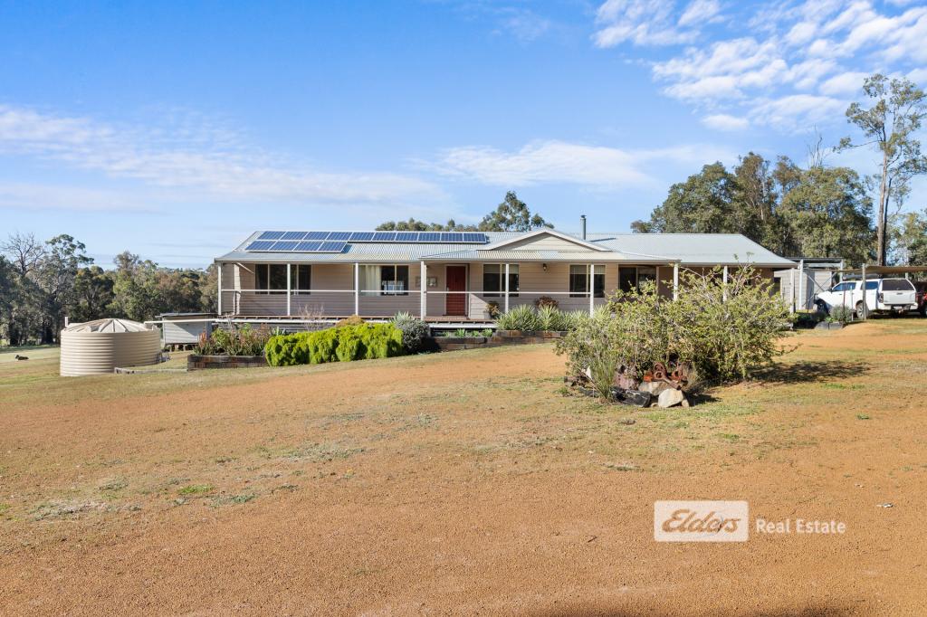 1434 Clifford St, Collie, WA 6225
