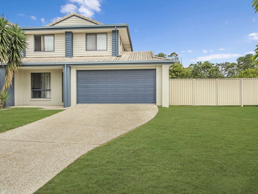 2/26 Witheren Cct, Pacific Pines, QLD 4211