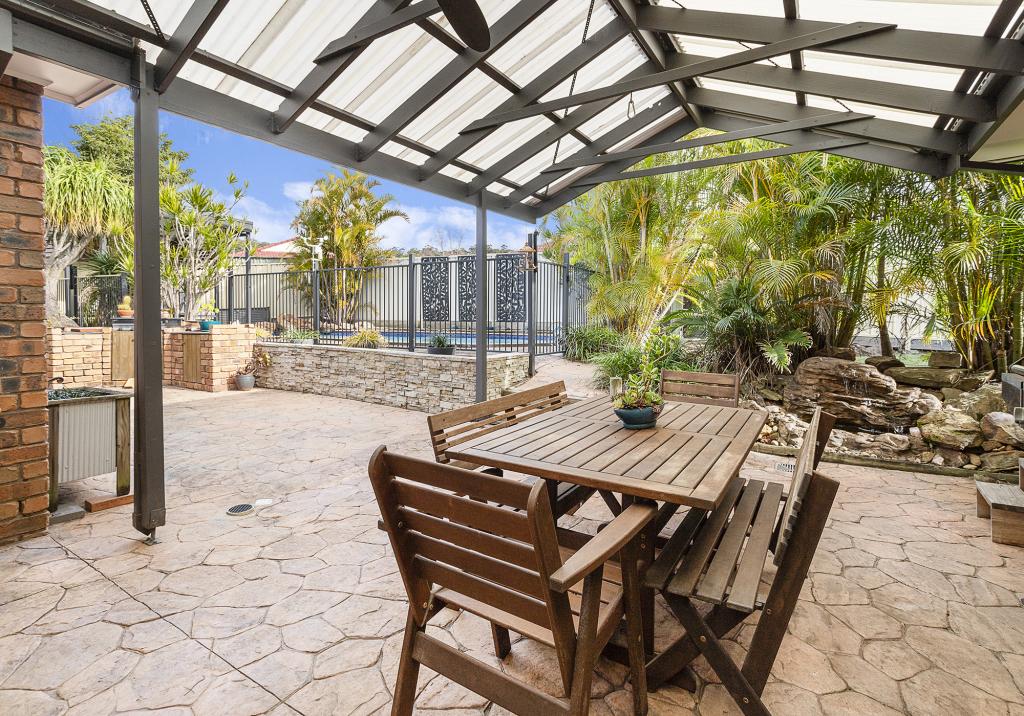 15 Golden Gr, Albion Park, NSW 2527