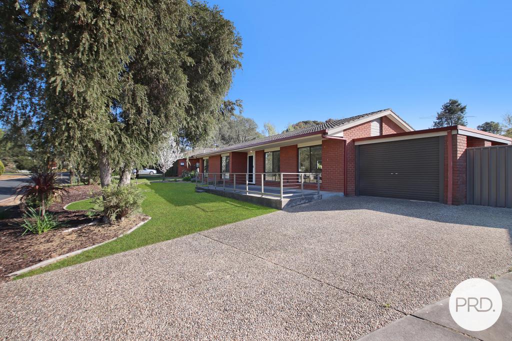31 St Andrews Cct, Thurgoona, NSW 2640