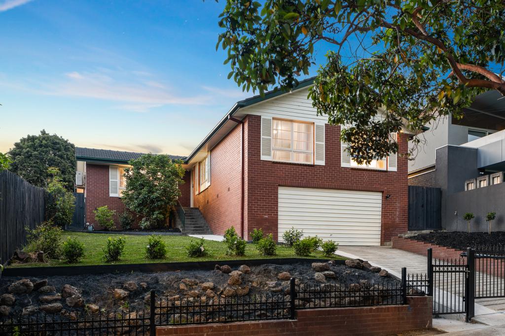 35 Soderlund Dr, Doncaster, VIC 3108