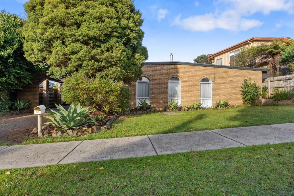 38 Shingler St, Leongatha, VIC 3953