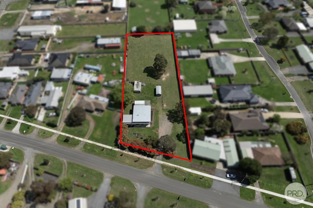 23 Raglan St, Miners Rest, VIC 3352