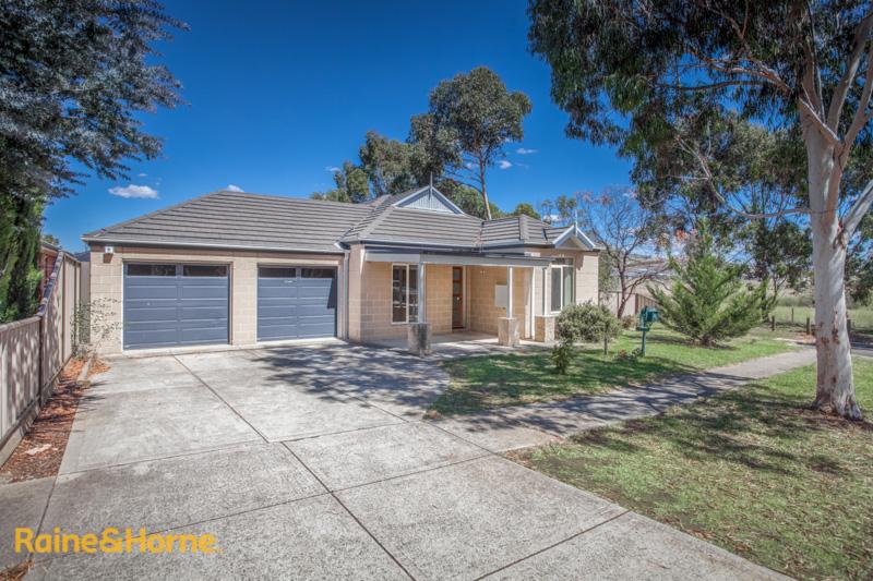 7 Sandpiper Gr, Sunbury, VIC 3429