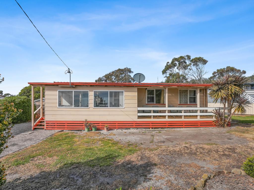 4 Beattie Ave, Bicheno, TAS 7215