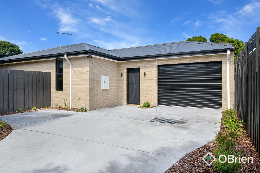 8 Longleaf St, Frankston North, VIC 3200