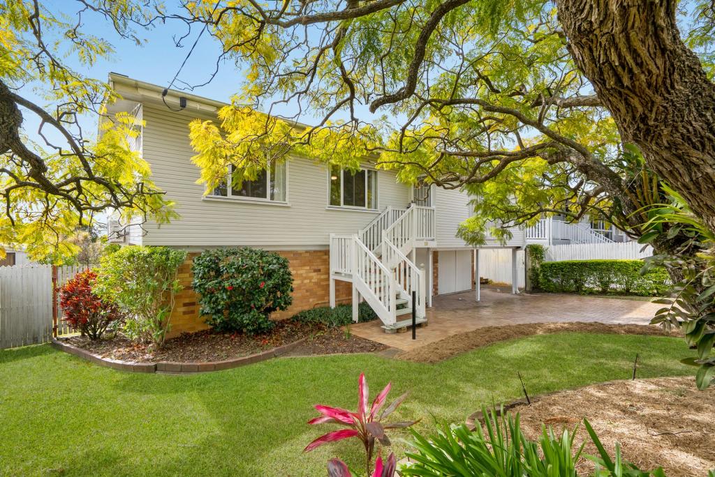 18 Denton St, Wishart, QLD 4122