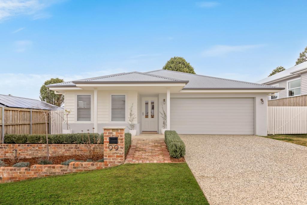 99 Darraby Dr, Moss Vale, NSW 2577