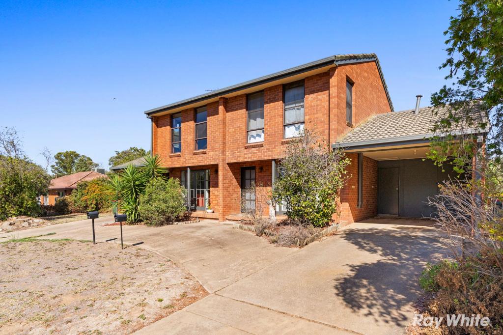 1 & 2/58 Pugsley Ave, Estella, NSW 2650