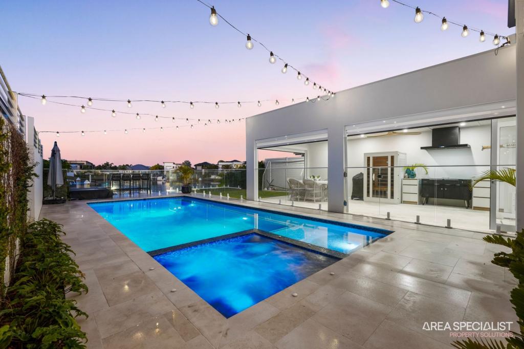 28 MORETON DR, JACOBS WELL, QLD 4208