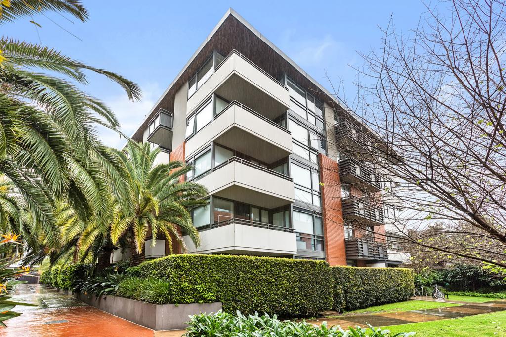 201/58 Kambrook Rd, Caulfield North, VIC 3161