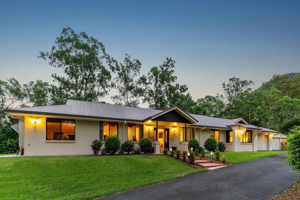 3 Woodbine Ct, Highvale, QLD 4520