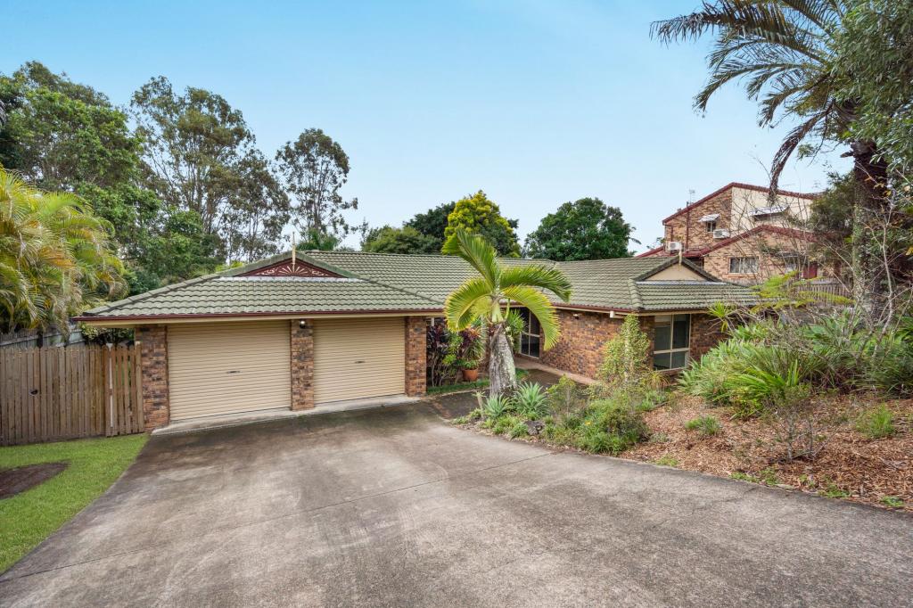 17 Allamanda Cres, Albany Creek, QLD 4035