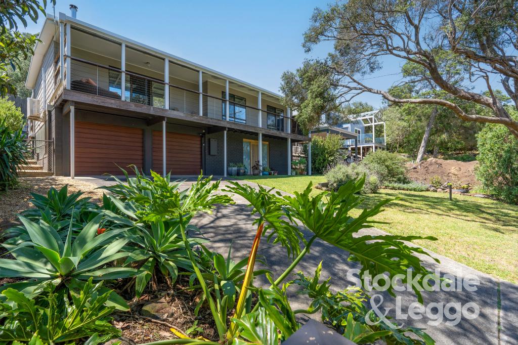 15 WOOMERA ST, RYE, VIC 3941