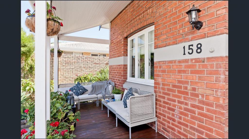 158 Berwick St, Victoria Park, WA 6100
