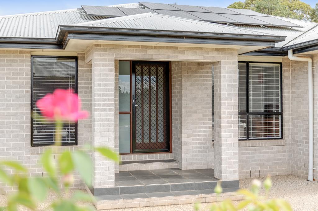 55 Mcgee Dr, Kearneys Spring, QLD 4350