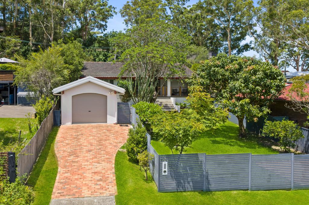 24 Lock Ave, Springfield, NSW 2250