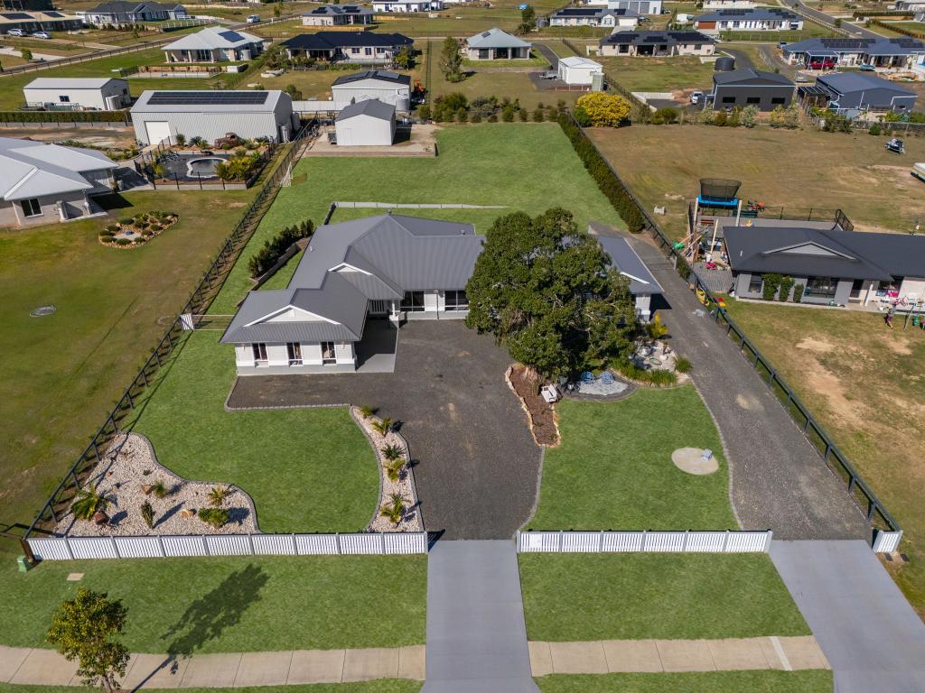 42 Sundew Cres, Kensington Grove, QLD 4341