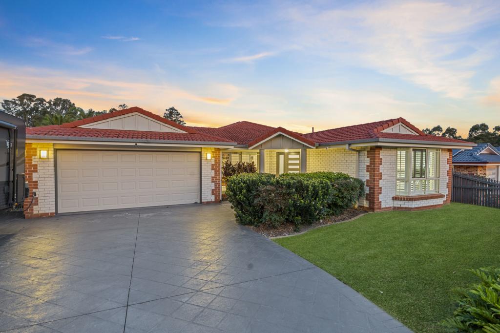 18 MANOR DR, WELLINGTON POINT, QLD 4160