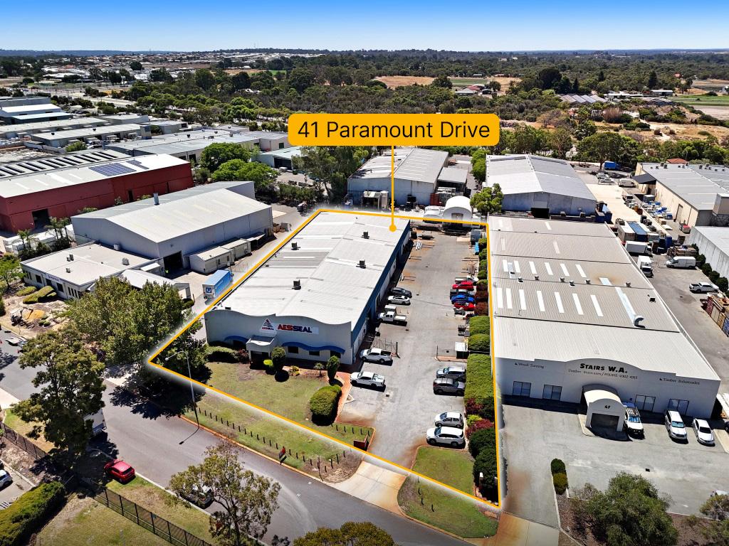 41 Paramount Dr, Wangara, WA 6065