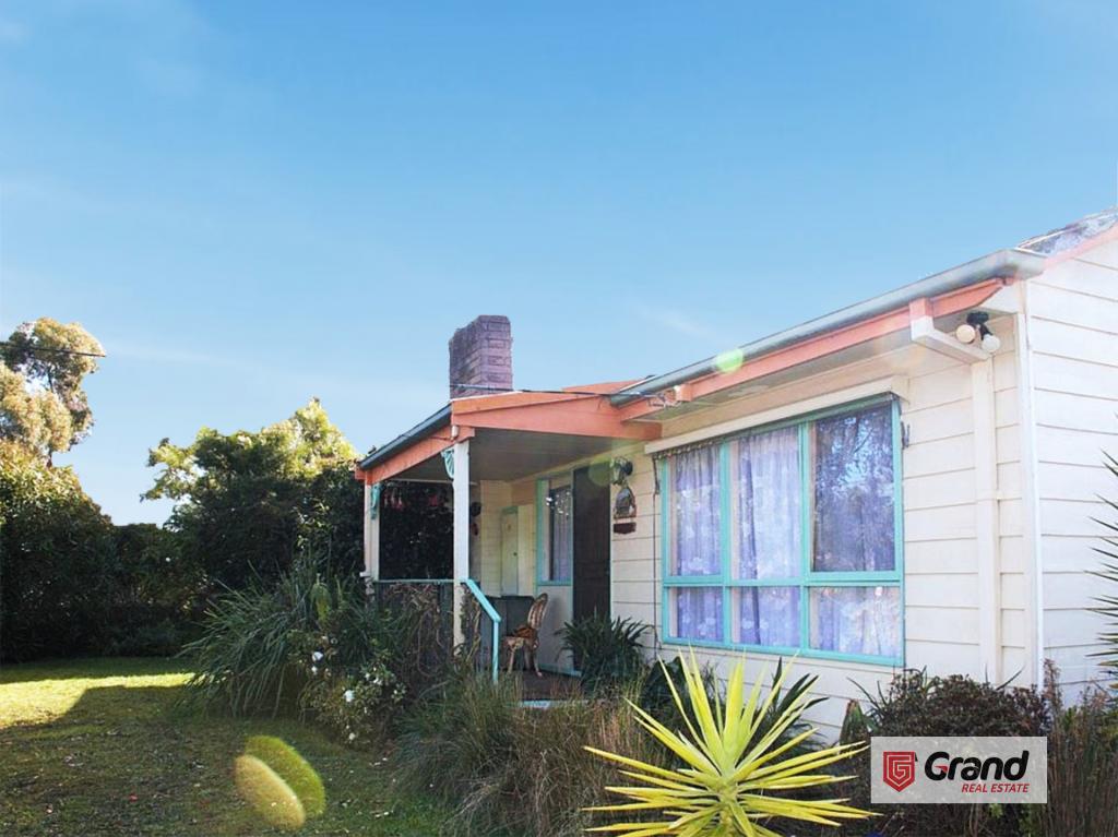 13 Holme Rd, Ferntree Gully, VIC 3156