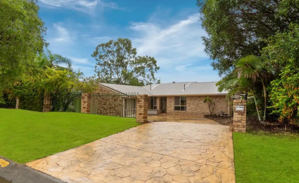 11 Carner Ct, Parkwood, QLD 4214