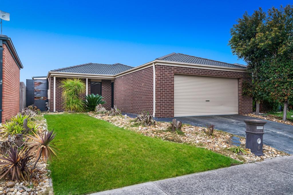 6 Spinebill Ct, Pakenham, VIC 3810