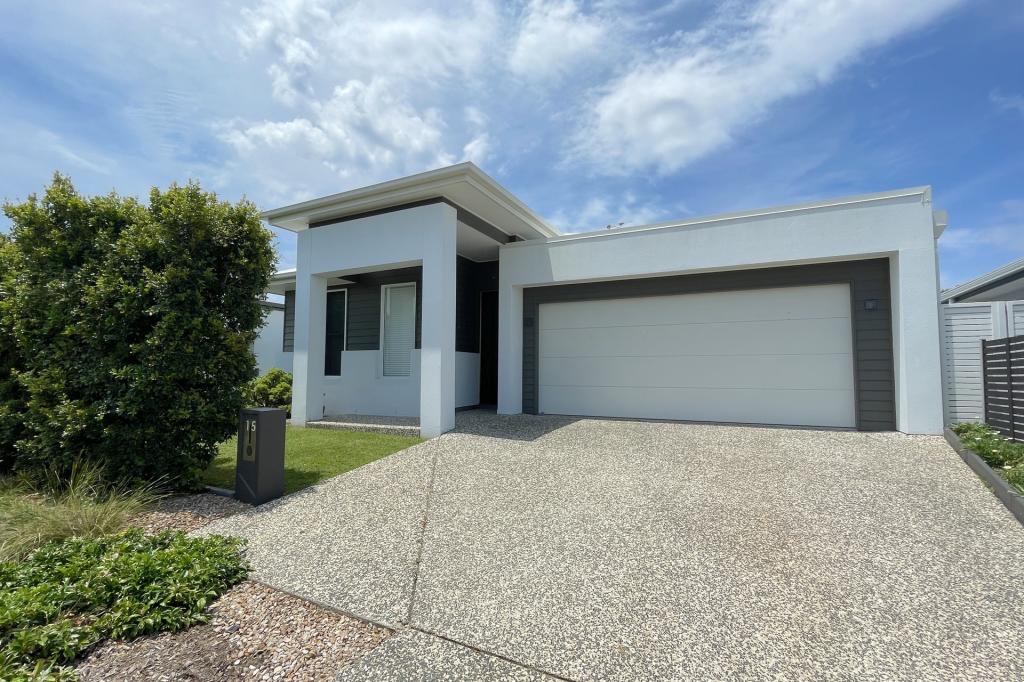 15 Whitehaven Pl, Banksia Beach, QLD 4507