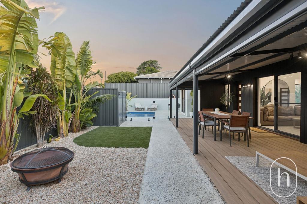 25 Dolphin Way, Beldon, WA 6027