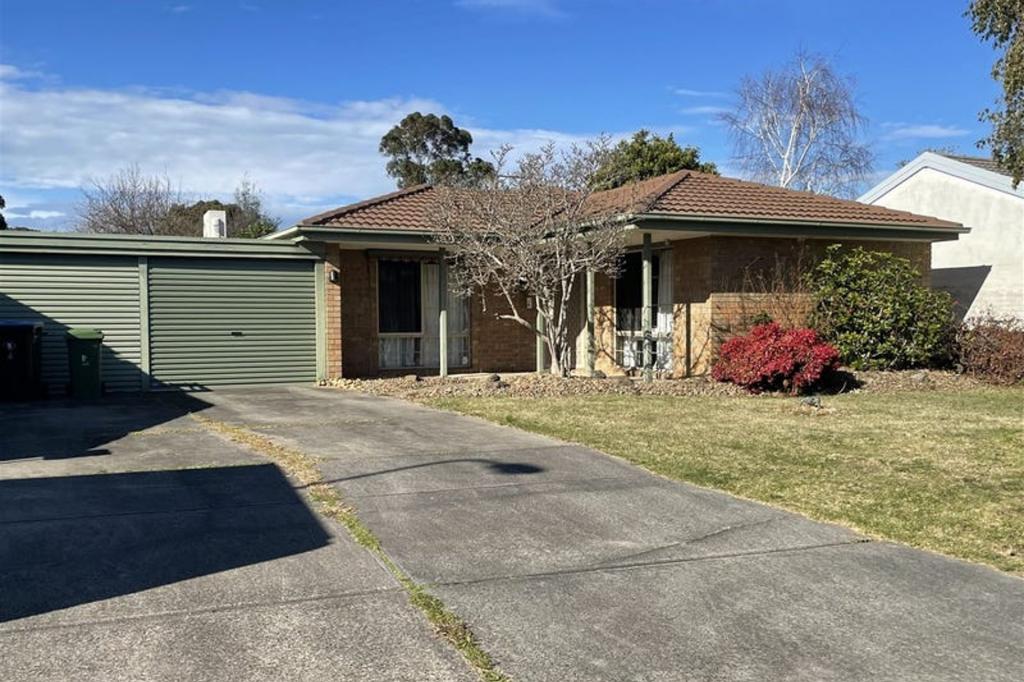 4 Emma Ct, Berwick, VIC 3806