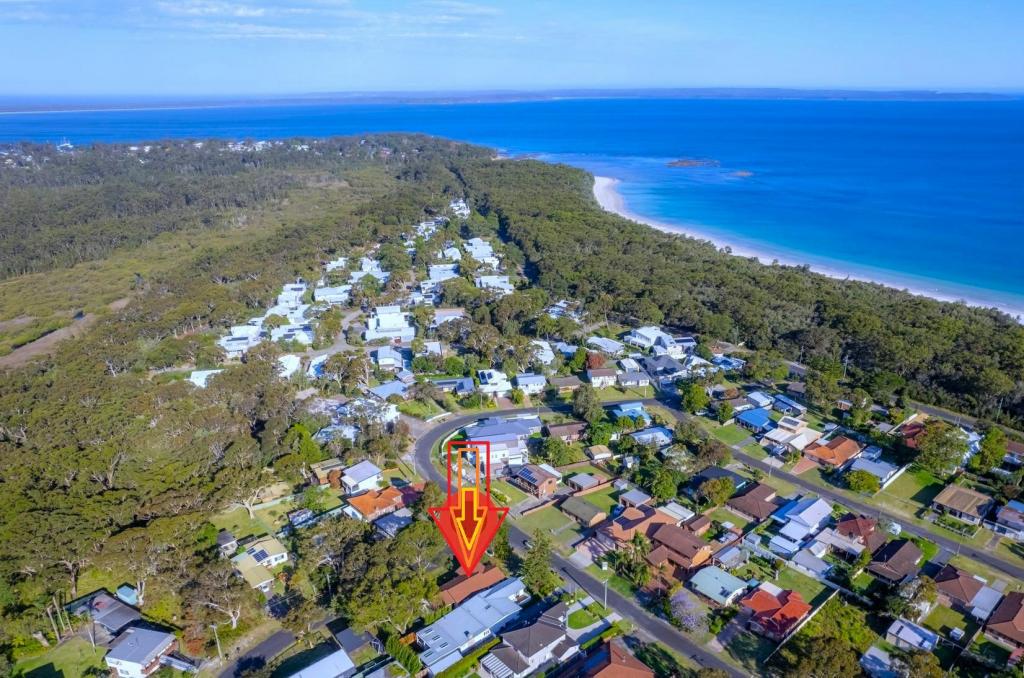 82 WATTS RD, CALLALA BEACH, NSW 2540