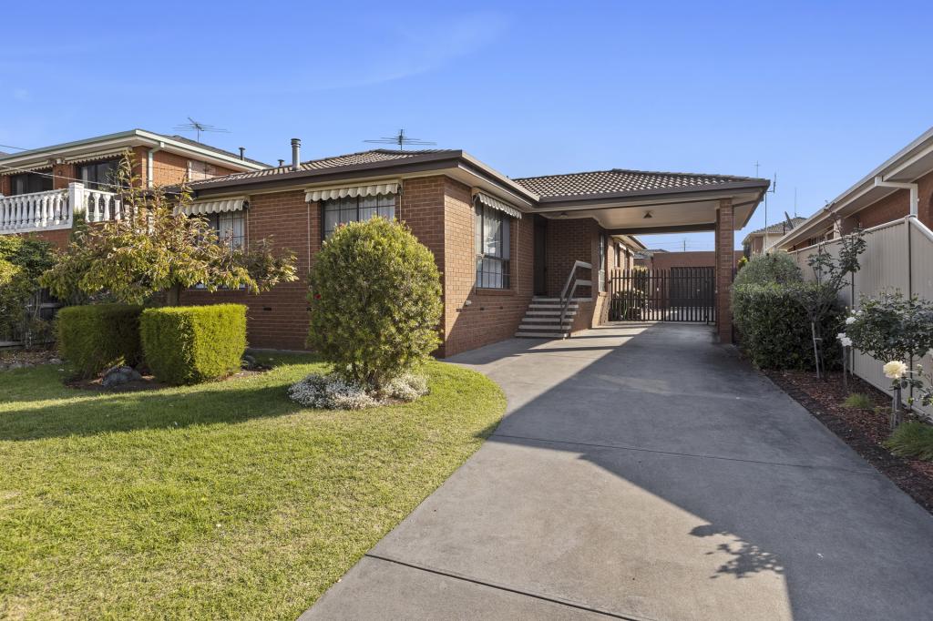 9 Leila Cres, Bell Post Hill, VIC 3215