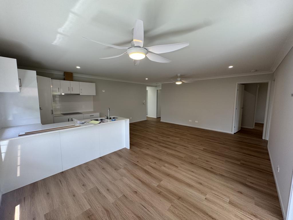 27b Magnolia Pde, Victoria Point, QLD 4165