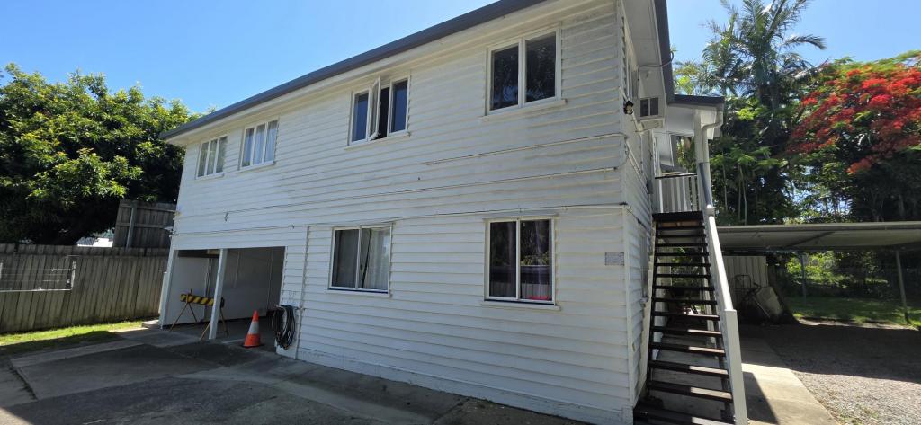 2/43a Whytecliffe Pde, Woody Point, QLD 4019