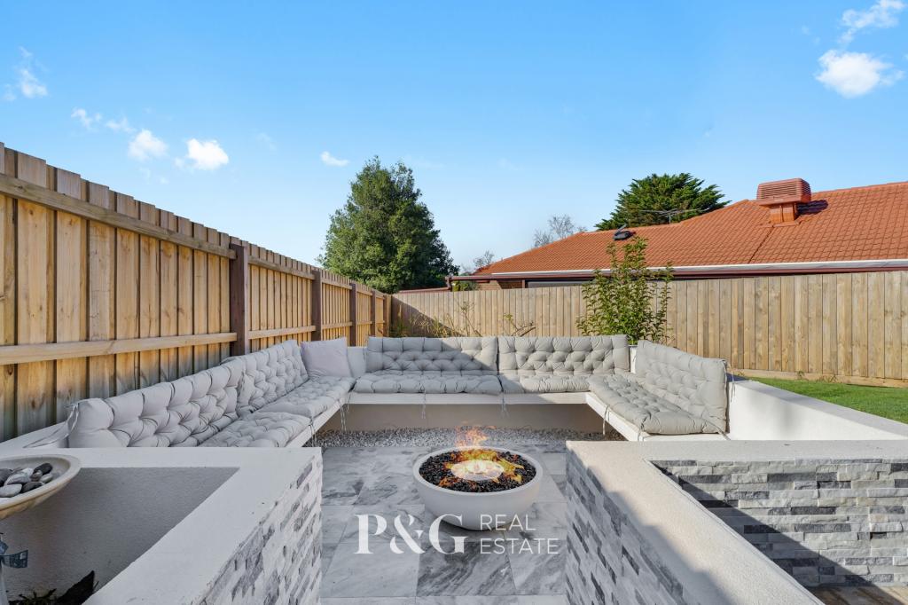 18 Hillrise Cl, Narre Warren South, VIC 3805
