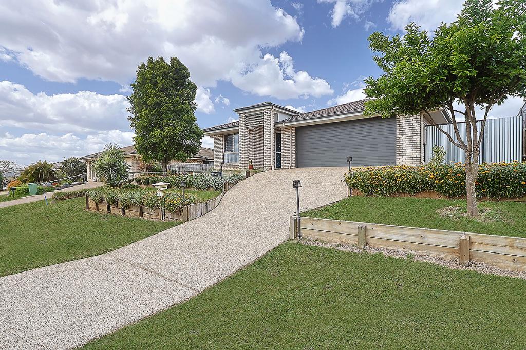 25 Honeyeater Pl, Lowood, QLD 4311