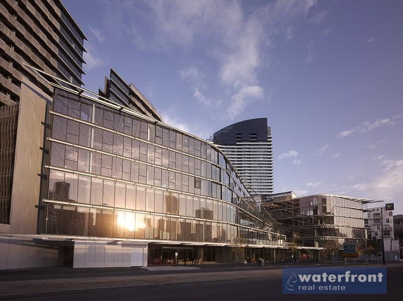516/757 Bourke St, Docklands, VIC 3008