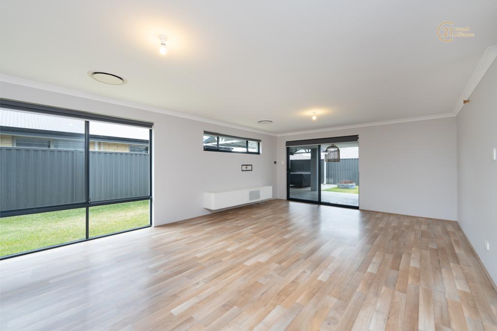 8 Jamison Gr, Wellard, WA 6170