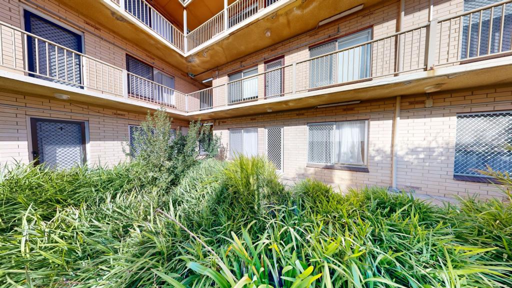 2/180 Seaview Rd, Henley Beach South, SA 5022