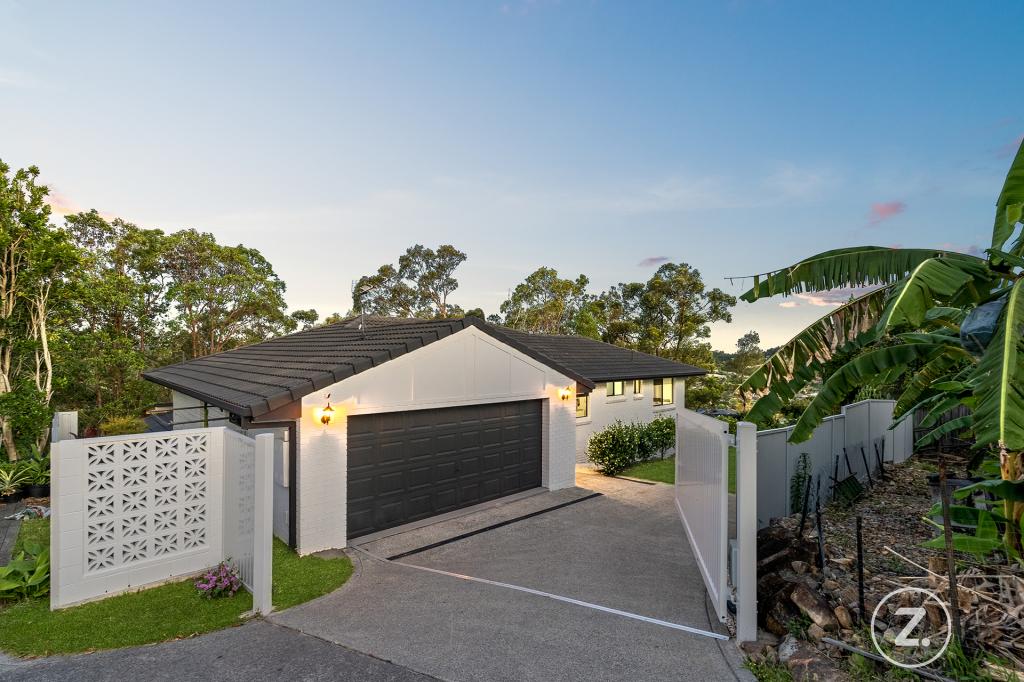 17 Crestridge Cres, Oxenford, QLD 4210