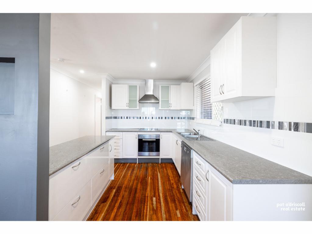 312 Farm St, Norman Gardens, QLD 4701