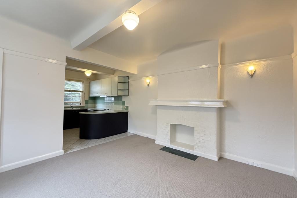 19/18-20 The Esplanade, St Kilda, VIC 3182