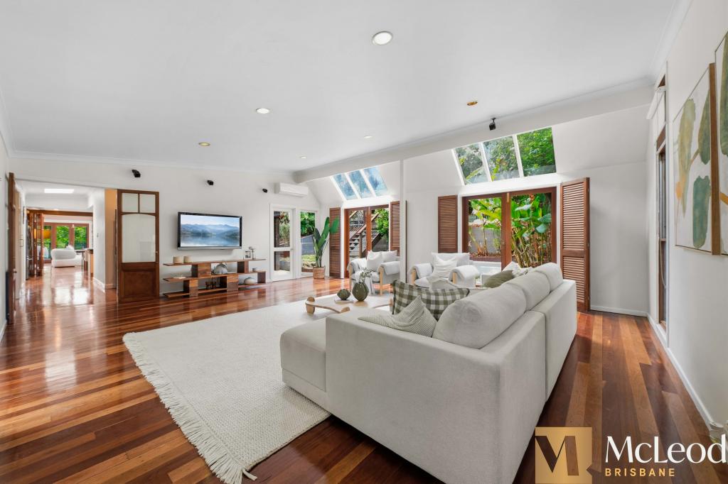 1b Bina St, Chapel Hill, QLD 4069