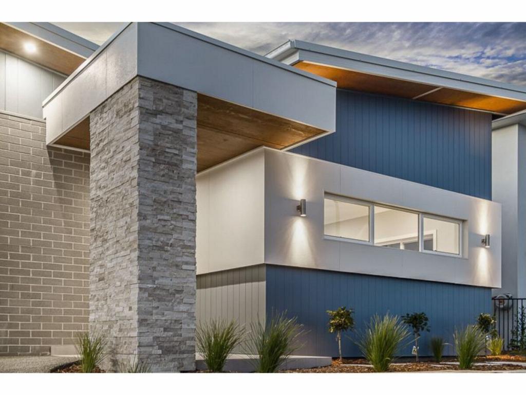 14 Breakwell Rd, Cameron Park, NSW 2285